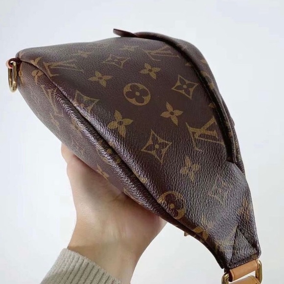 SOLD OUT””””Louis Vuitton Brand new condition bumbag - Picture 2 of 7